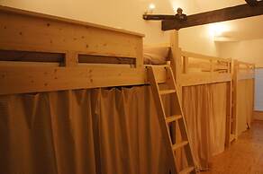 Sato san's Rest - Hostel