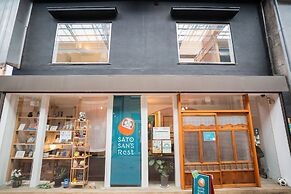 Sato san's Rest - Hostel