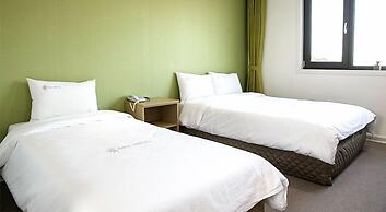 Ra Hotel
