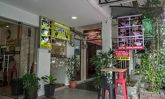 Highlanders Hotel