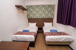 Highlanders Hotel