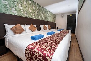Highlanders Hotel