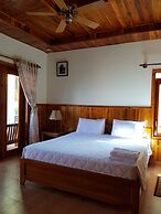 Free Beach Resort