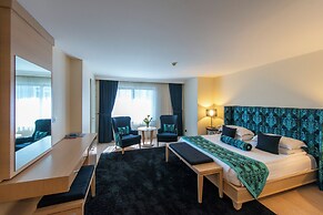 Jura Hotels Mavi Sürmeli Adana
