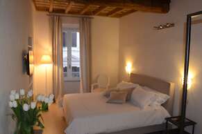 Rome Frattina 27