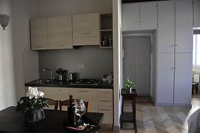 Rome Frattina 27