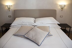 Rome Frattina 27