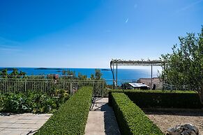 Apartments Klis