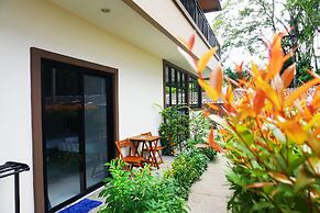 Pensiri House