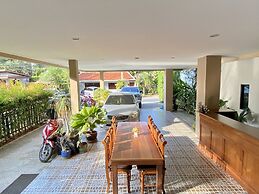 Pensiri House