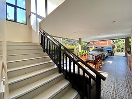 Pensiri House