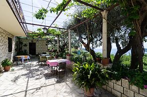 Guesthouse Moretić
