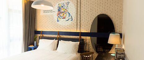 Tints of Blue Hotel