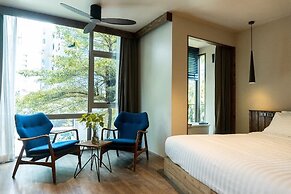 Tints of Blue Hotel