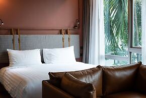 Tints of Blue Hotel