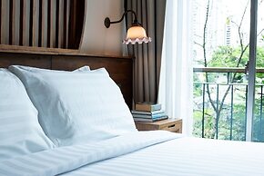 Tints of Blue Hotel