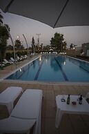 Desert Irus Hotel