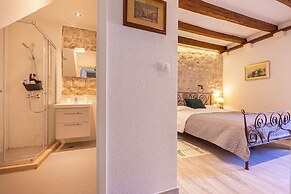 Booba Rooms