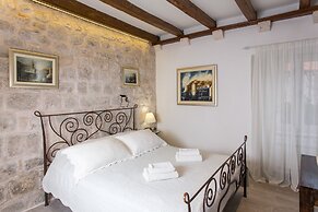 Booba Rooms