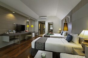 Nakara Long Beach Resort