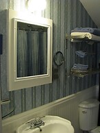 Auberge De Mon Petit Chum B&B