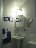 Auberge De Mon Petit Chum B&B