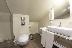 Porto In Hotel