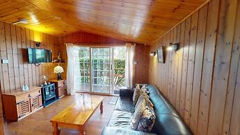 Robin Hill House
