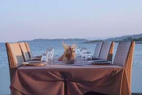 Epavlis Resort