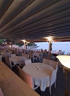 Epavlis Resort