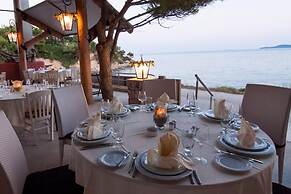Epavlis Resort