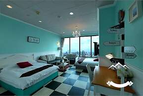 85 Cape Suites