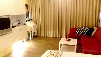 85 Cape Suites
