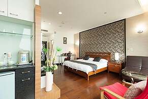85 Cape Suites