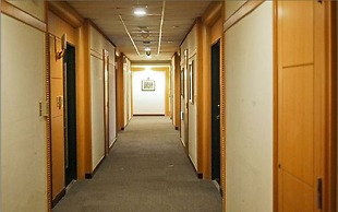 85 Cape Suites