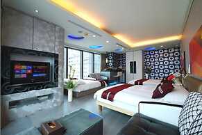 85 Cape Suites