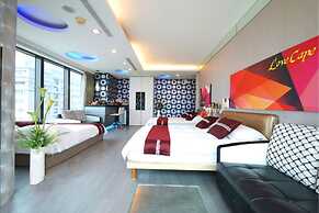 85 Cape Suites
