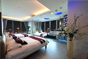 85 Cape Suites