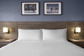 Anchor Inn & Suites, BW Signature Collection