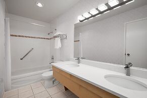 Anchor Inn & Suites, BW Signature Collection