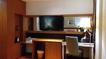 Hotel Scarlet Makassar