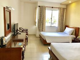 Sunny Hotel