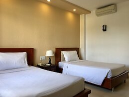 Sunny Hotel