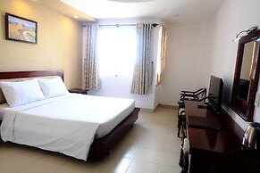 Sunny Hotel