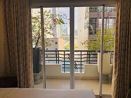 Sunny Hotel