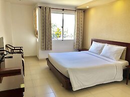Sunny Hotel