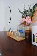 Canary Guesthouse
