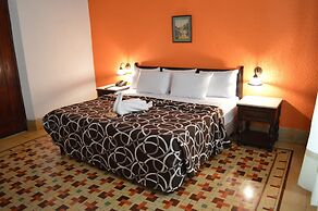 Hotel Colon