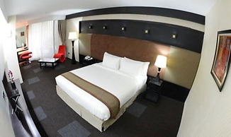 Avenue 64 Hotel