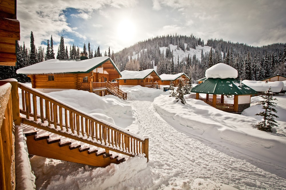 Bell 2 Lodge